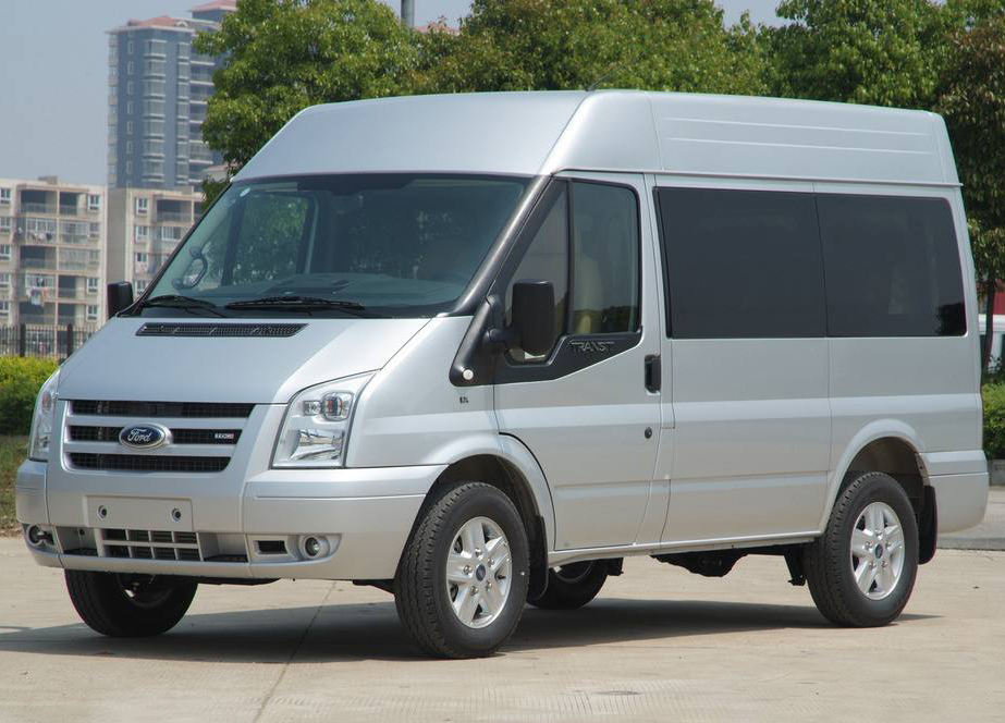 福特全顺15座租车